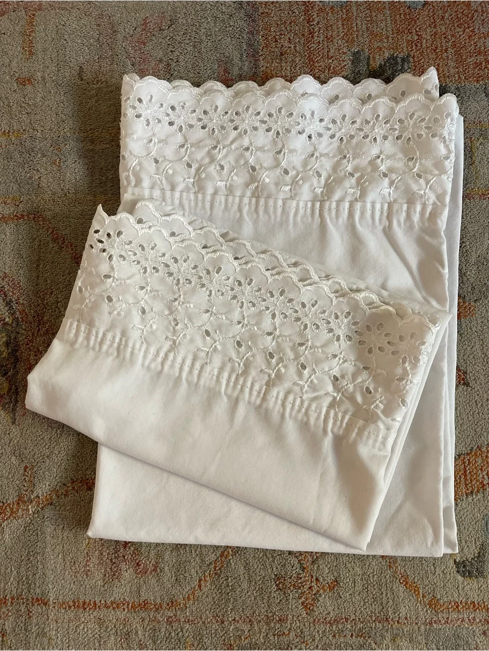 Vintage White Eyelet Lace Pillowcase Set